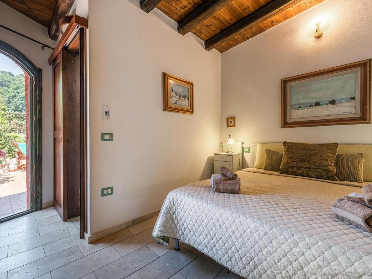 - Short Term Maison d'hôtes